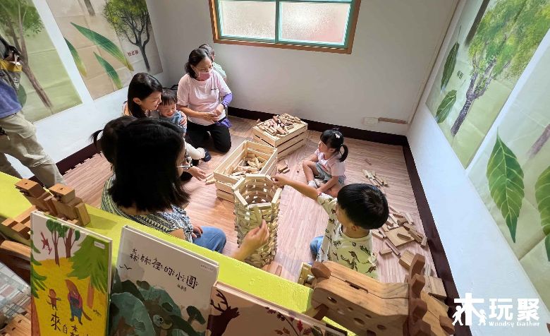 嘉大木質材料與設計學系參與打造嘉義市舊監《木玩聚》  森林植感的木育實驗室