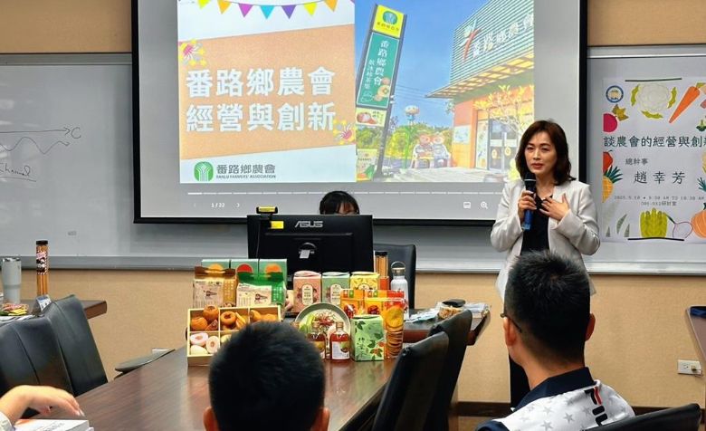 趙幸芳在演講中透露與嘉大的合作計畫。（中時電子報）