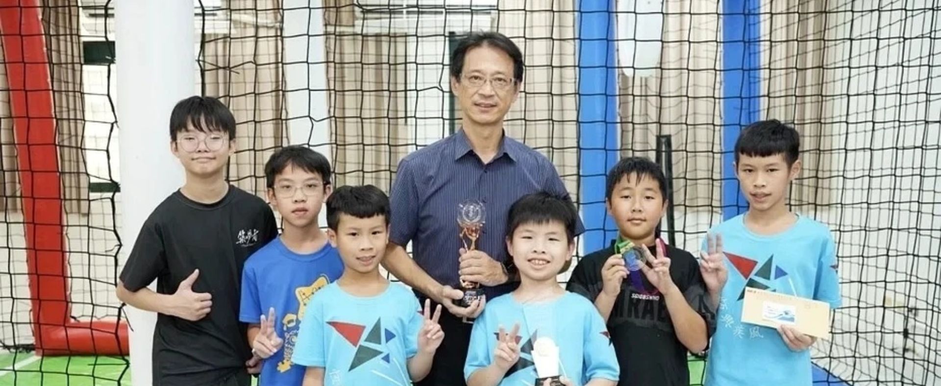 🎉嘉義大學教育學系校友徐發斌校長　獲得象徵教師最高榮譽「師鐸獎」肯定！