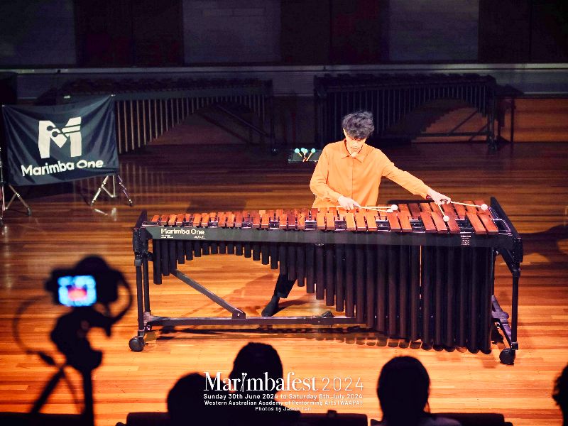 Lin Cheng-Wei, a student from the Department of Music, NCYU, performed in the final round of the open class at the Marimba Competition, Australia.