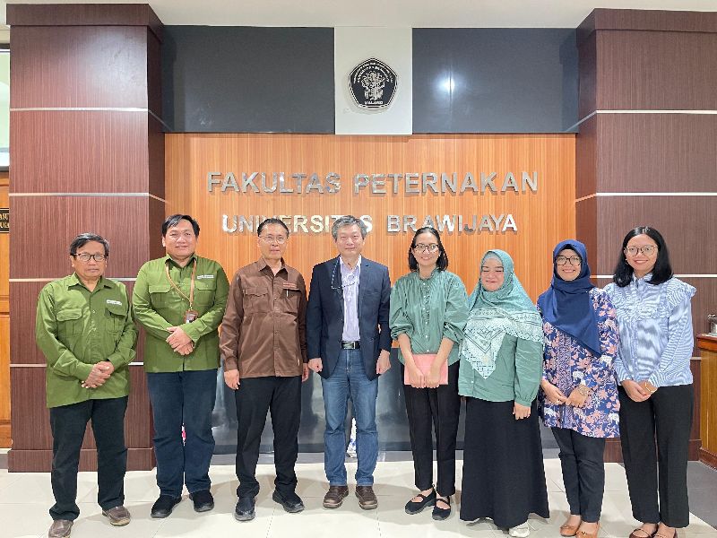 The Department of Agricultural and Biological Sciences of Jiada University conducts academic exchanges with the University of Burao Jawa and the University of Muhammadiyah Malang in Indonesia to discuss cooperation in teaching, research and enrollment.