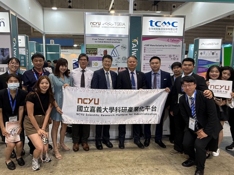 Led by President Han-Chien Lin, the NCYU delegation participates in BioJapan 2025, showcasing a wide range of innovative research achievements and technological applications that demonstrate the university’s strong academic research and development capabilities.