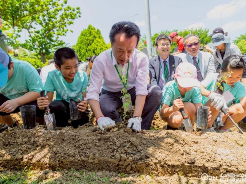 嘉大森林系張坤城副教授技術協助