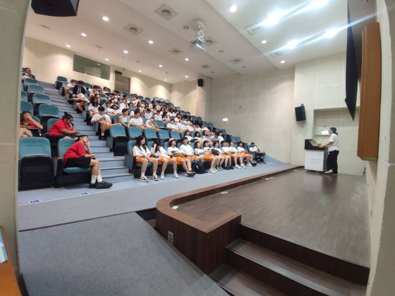 臺北市立南湖高中115年4月14日至本系參訪-馬莉婷老師介紹森林系