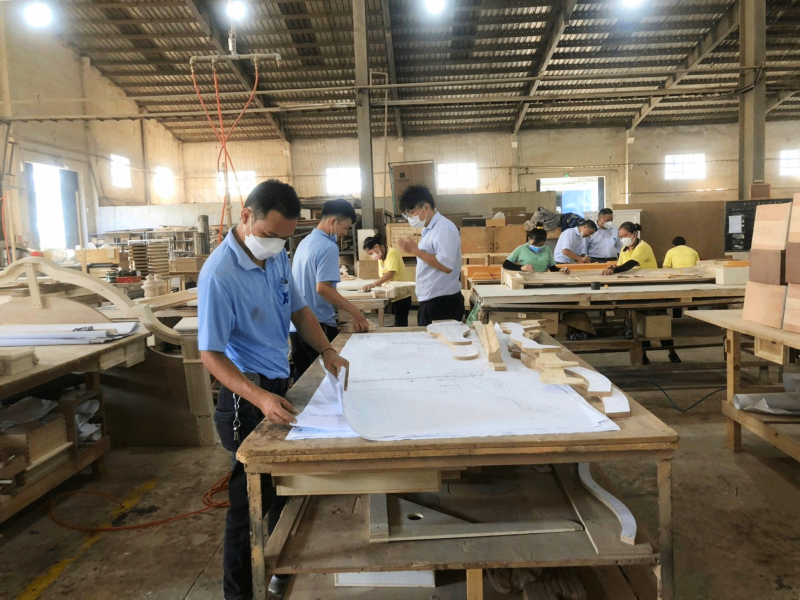  During her internship, Chien-Yu Liu, a student from the Department of Wood Based Materials and Design, NCYU, gained valuable insights into the operation of manufacturing production systems at the factory, as a way to enhance her future employment prospects.